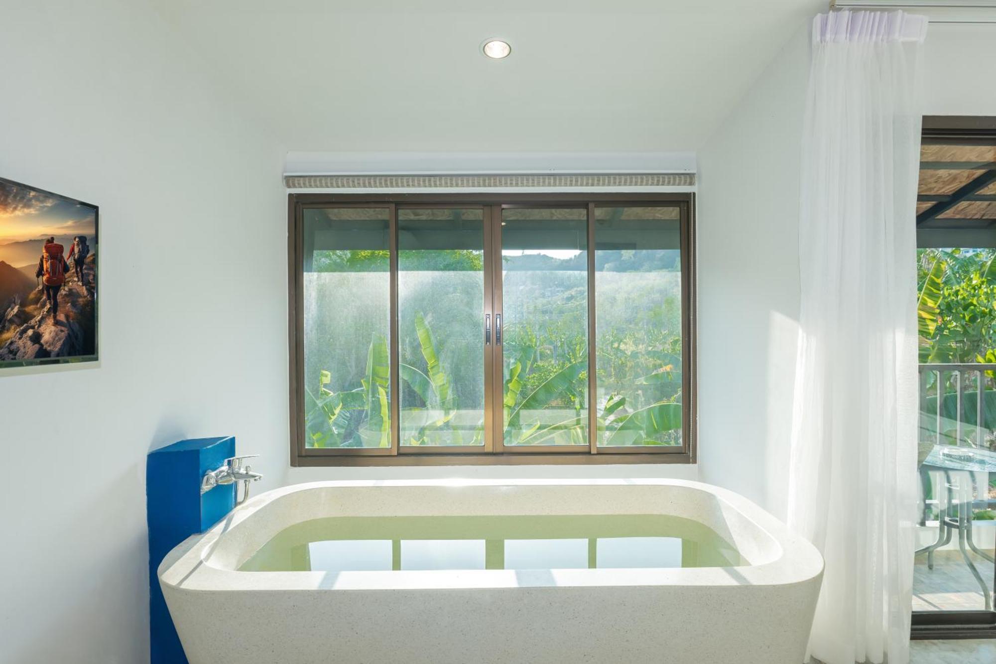Kraam Silhouette Hotel And Cafe Phuket Chalong Zewnętrze zdjęcie