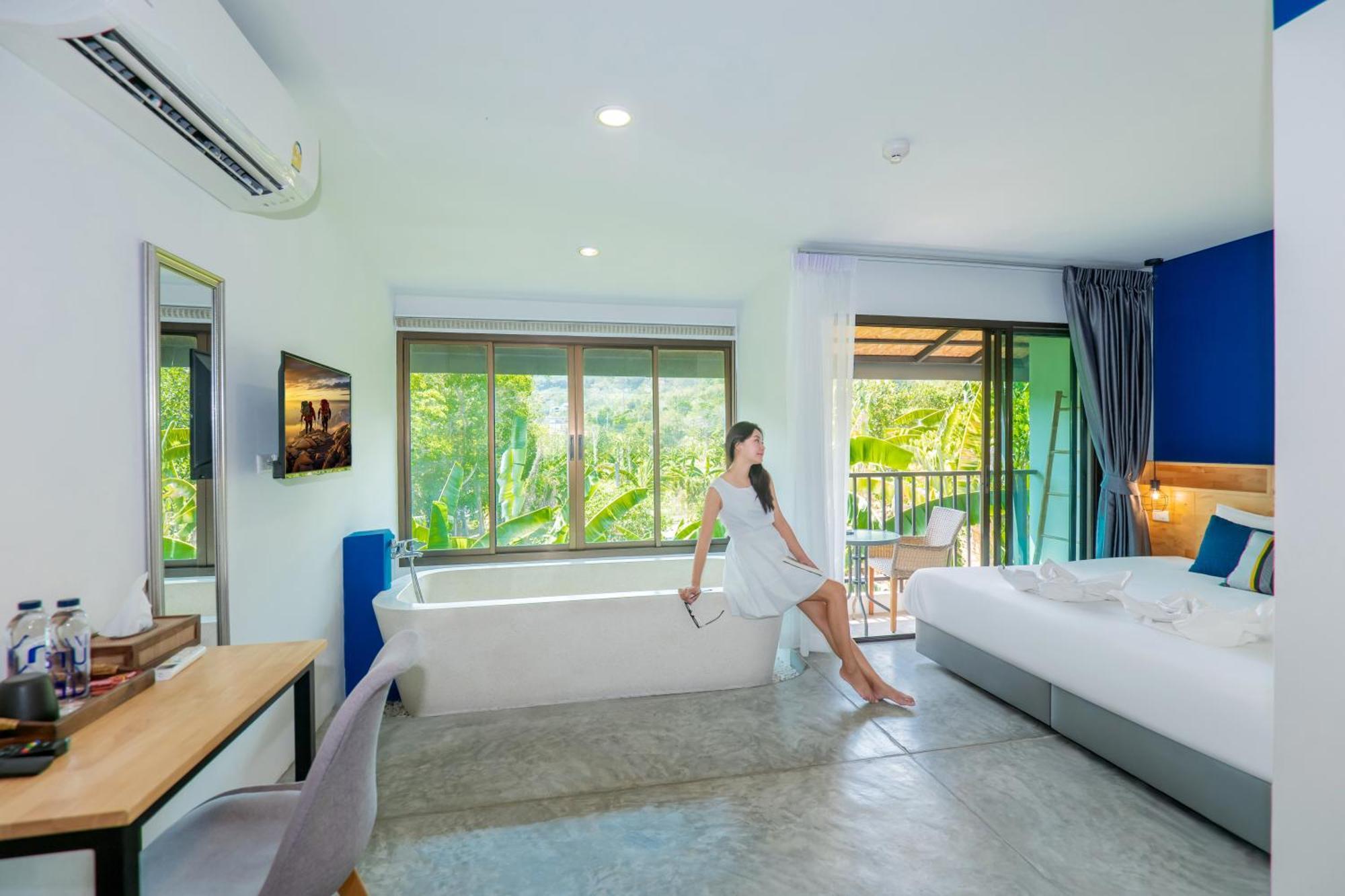Kraam Silhouette Hotel And Cafe Phuket Chalong Zewnętrze zdjęcie