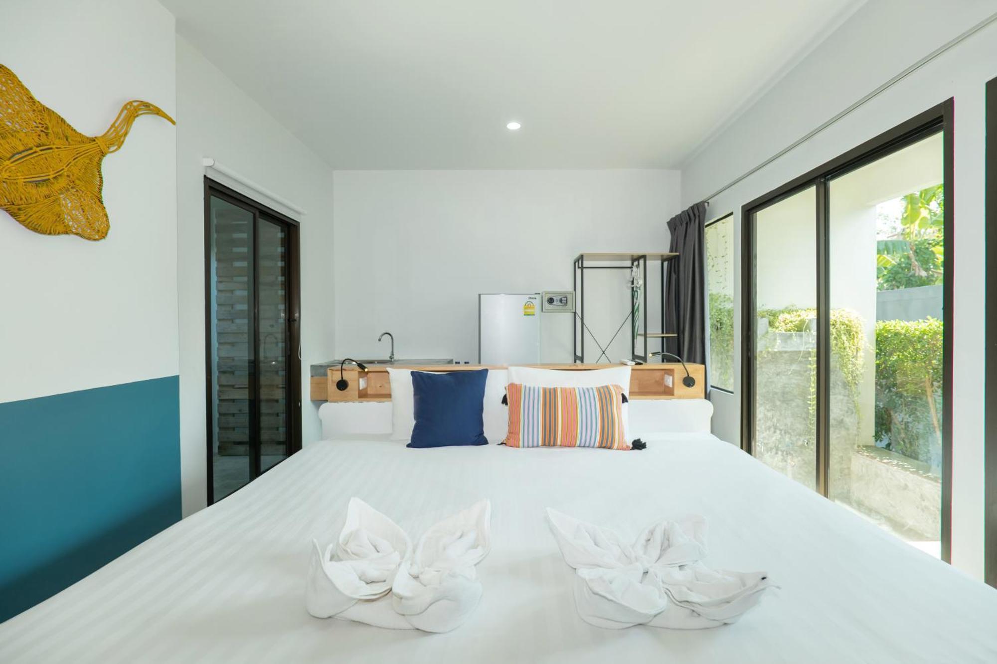Kraam Silhouette Hotel And Cafe Phuket Chalong Zewnętrze zdjęcie